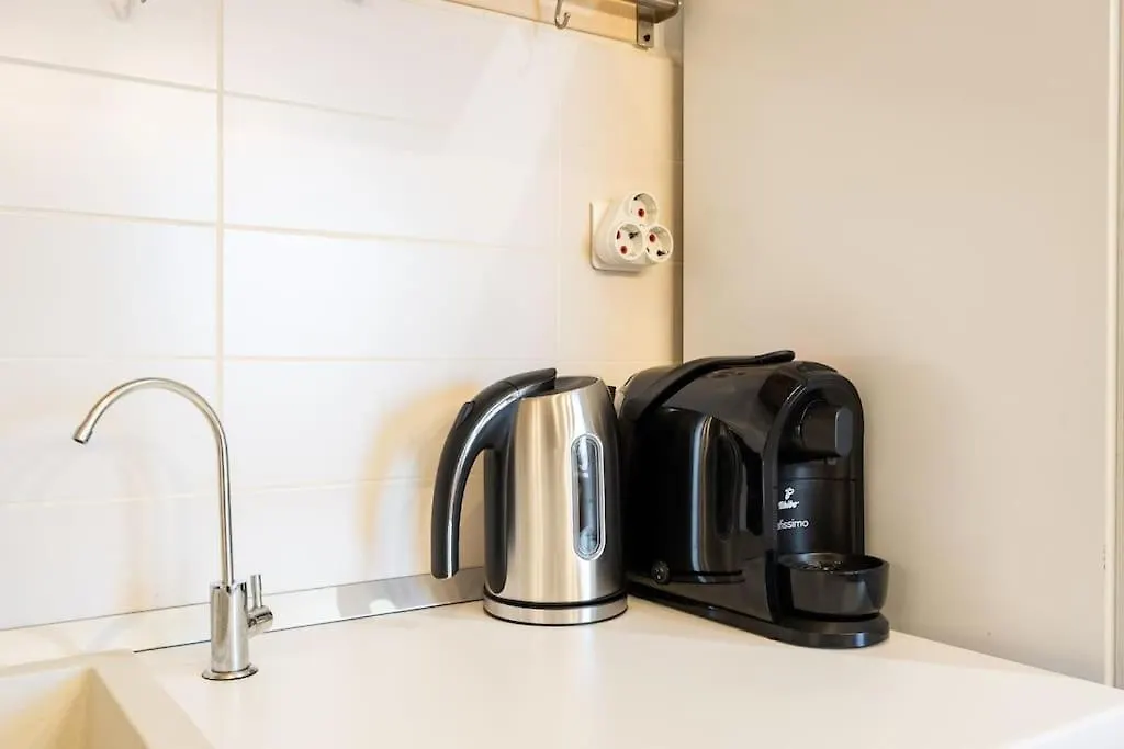 Vivando - Scandic Ap E - Parking Bucharest Apartment