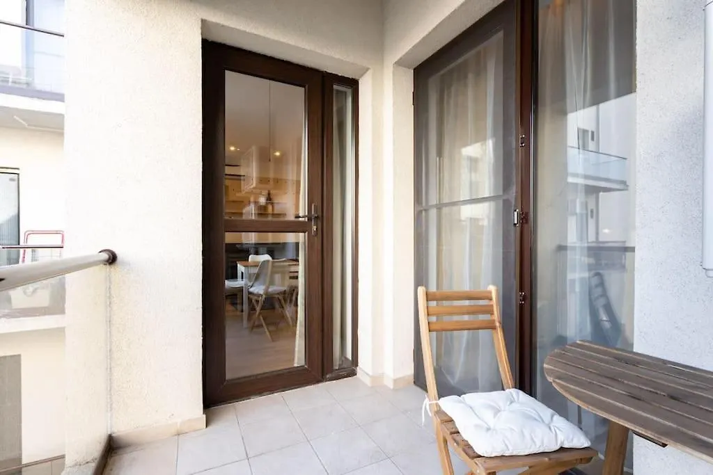 Vivando - Scandic Ap E - Parking Bucharest Apartment